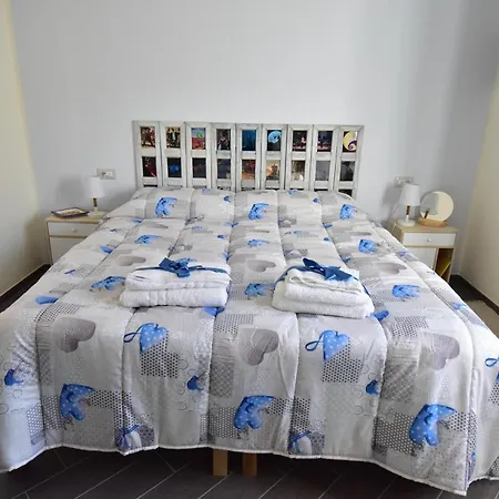 Lambda Bed & Breakfast 3*