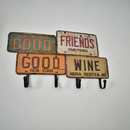 Lambda Bed & Breakfast