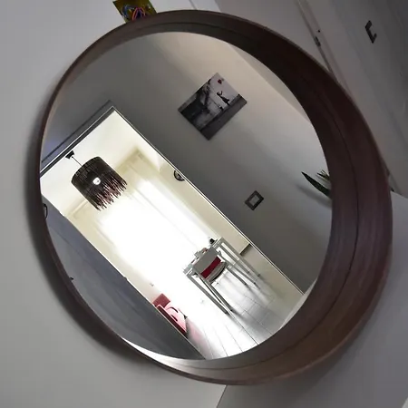 Oda ve Kahvaltı Lambda Salerno