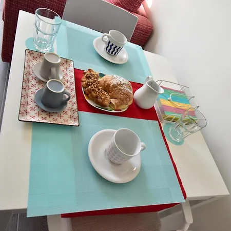 Lambda Bed & Breakfast 4*